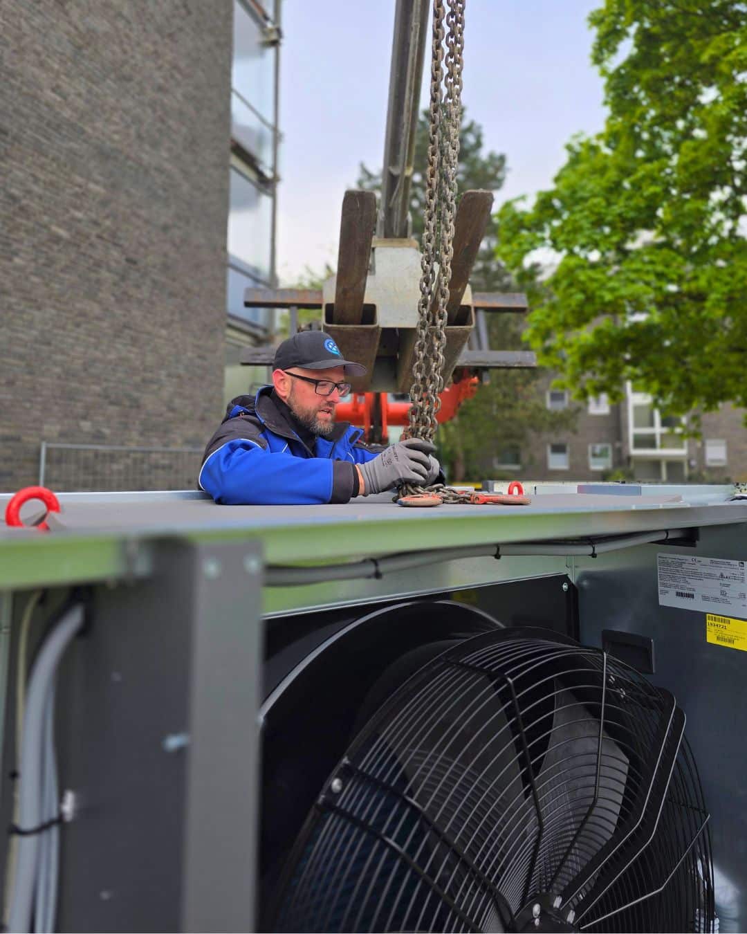 Wärmepumpe in Mehrfamilienhaus - Aufstellung Großwärmepumpe